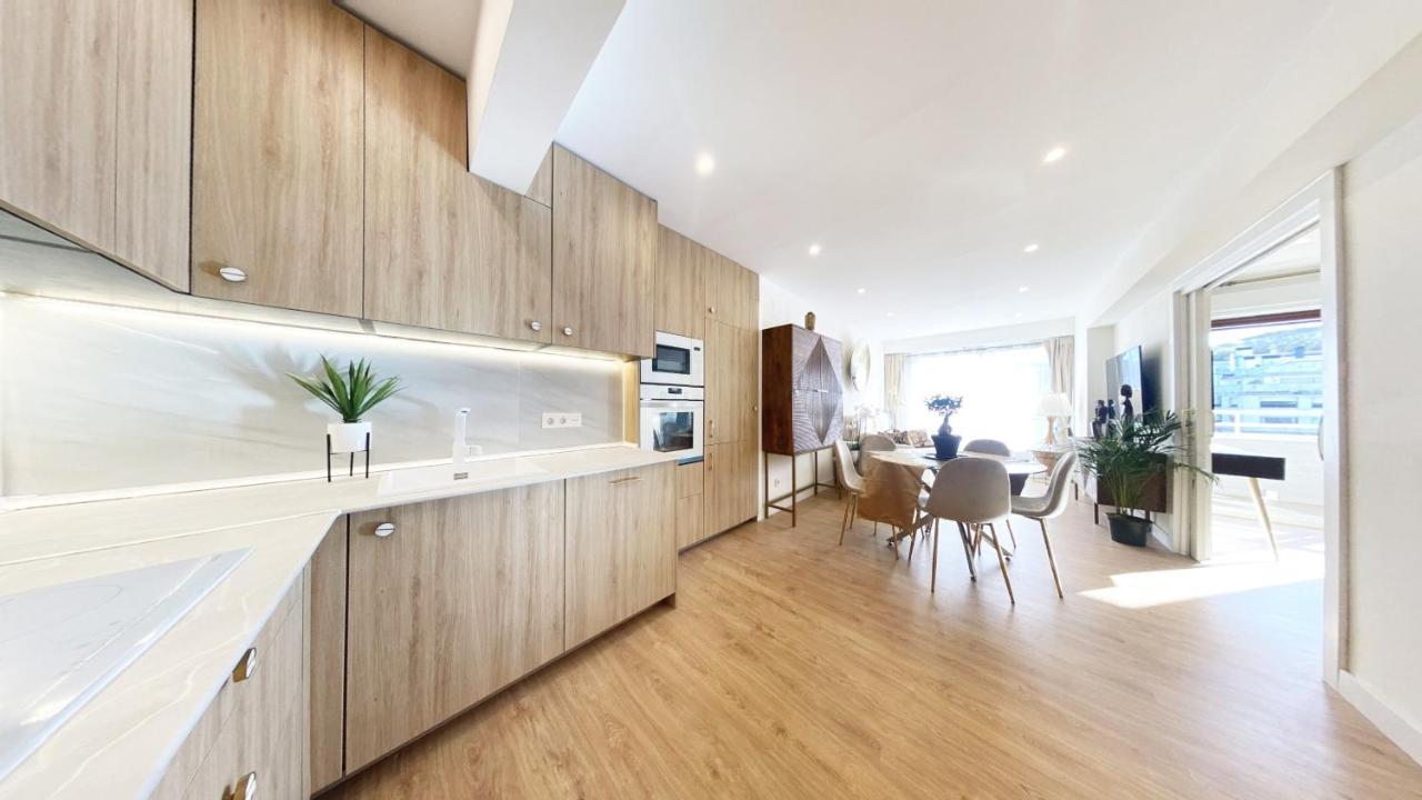 Miramar Luxurious Flat, 3 Double Rooms, Free Parking, Terrace, Completely New San Sebastián Exterior foto