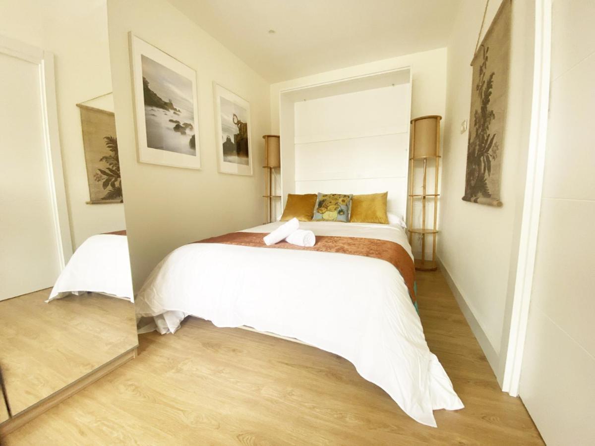 Miramar Luxurious Flat, 3 Double Rooms, Free Parking, Terrace, Completely New San Sebastián Exterior foto